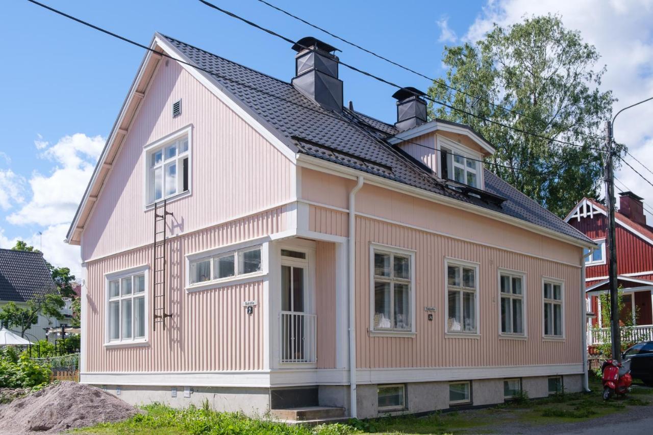 B&B Kaepylaen Helmi Tampere Exterior photo